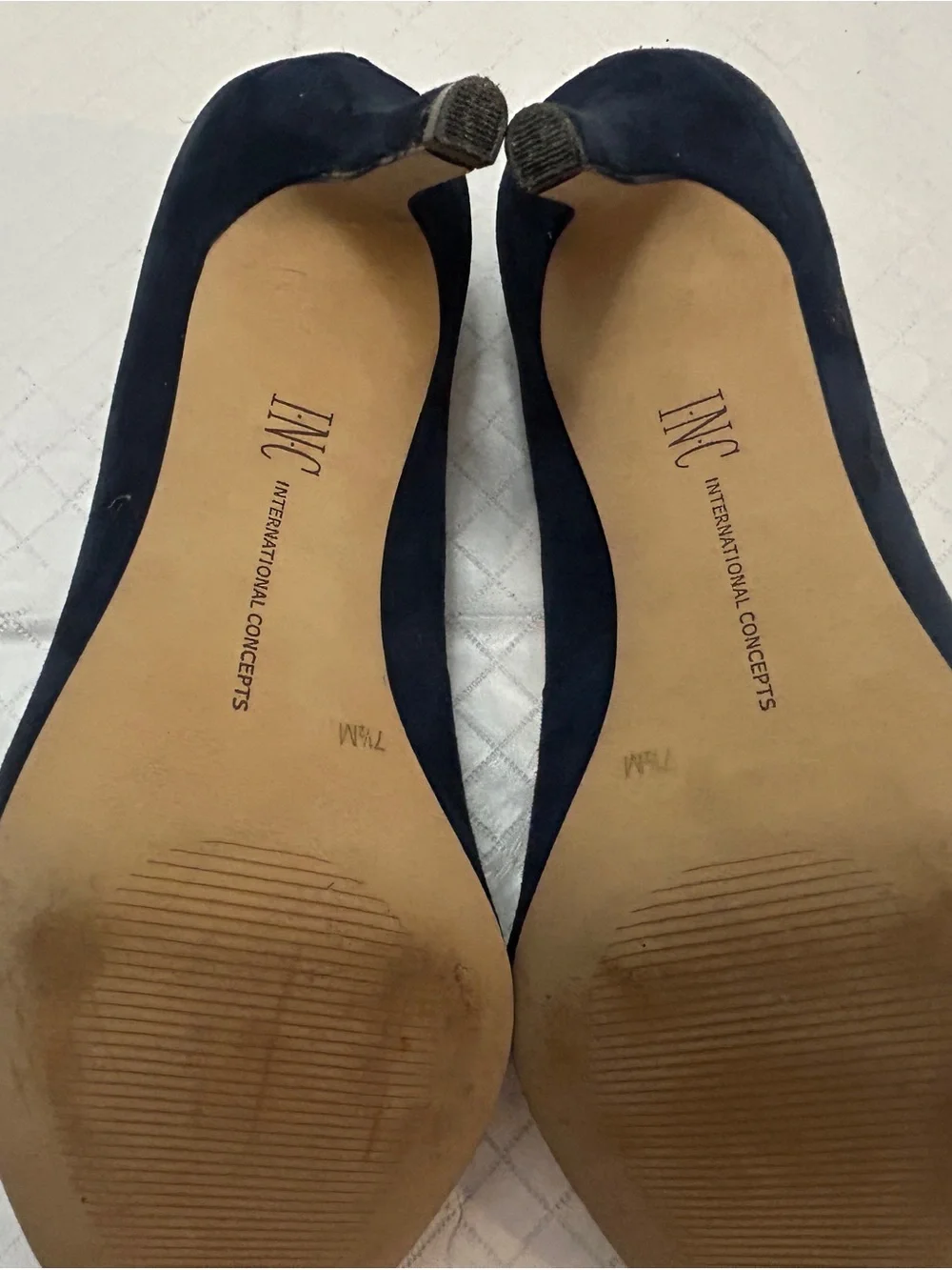 INC International Concepts Navy Suede Pointed Toe Pumps Slim Heel Size 7.5‎
